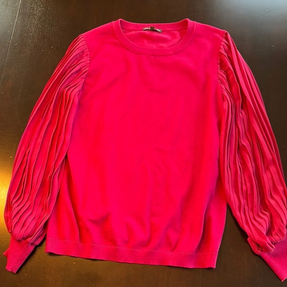 Adrianna Papell Red Pleated Sleeve Top - Picture 1 of 3